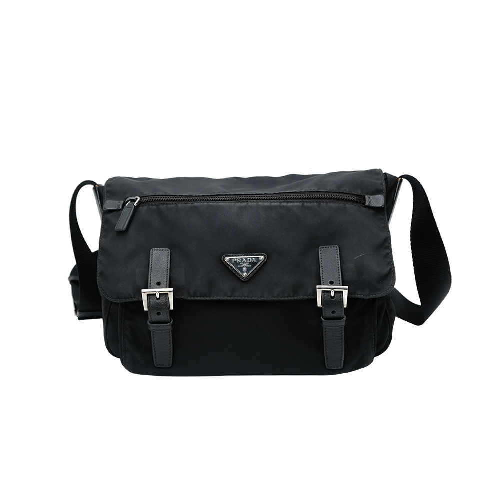 Prada 降落傘郵差包