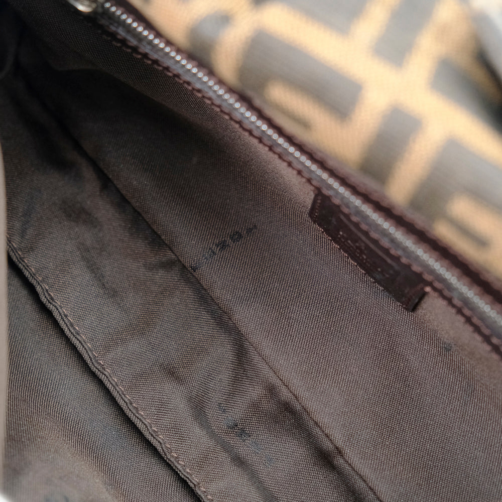Fendi Brown Zucca Baguette 法棍包