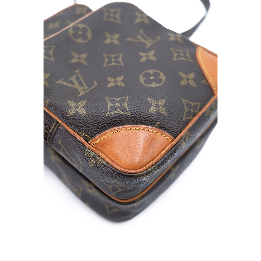LV Amazon M45236 雙層相機包 854
